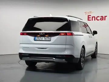 2022 Kia Carnival с пробегом 53 099 км