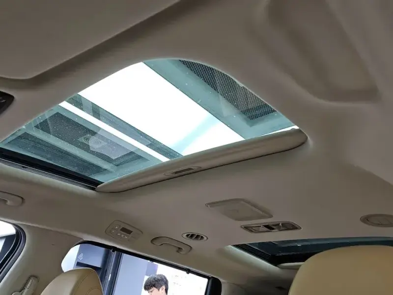 2021 Kia Carnival с пробегом 76 666 км