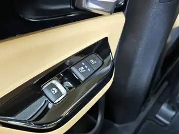 2021 Kia Carnival с пробегом 76 666 км