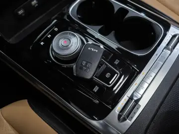 2022 Kia Carnival с пробегом 53 099 км