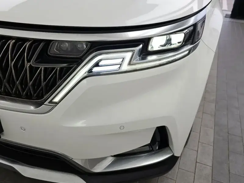 2021 Kia Carnival с пробегом 76 666 км