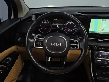 2022 Kia Carnival с пробегом 53 099 км