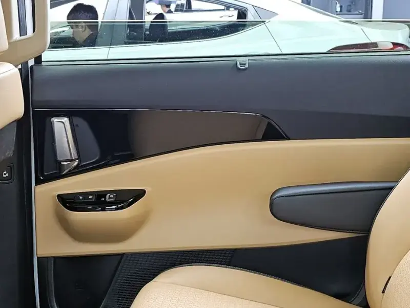 2021 Kia Carnival с пробегом 76 666 км