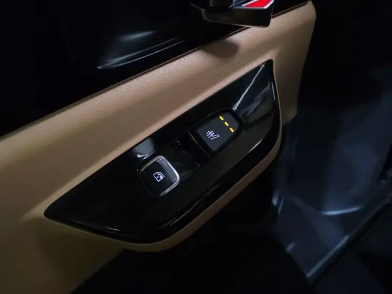 2022 Kia Carnival с пробегом 53 099 км
