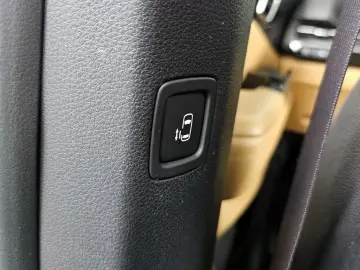 2021 Kia Carnival с пробегом 76 666 км