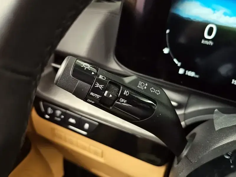 2021 Kia Carnival с пробегом 76 666 км