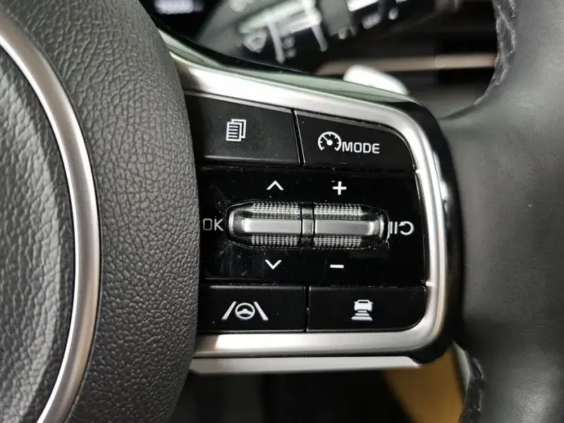 2021 Kia Carnival с пробегом 76 666 км