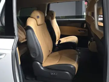 2021 Kia Carnival с пробегом 127 643 км
