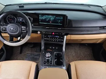 2021 Kia Carnival с пробегом 49 441 км