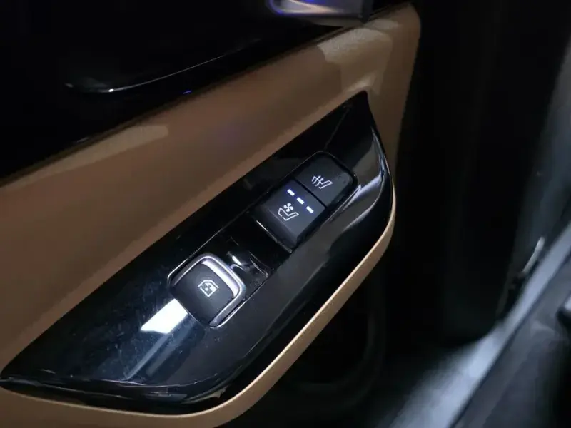 2021 Kia Carnival с пробегом 127 643 км