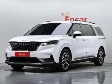 2023 Kia Carnival с пробегом 79 260 км