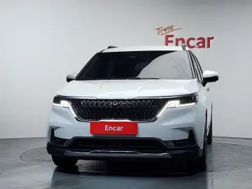 2022 Kia Carnival с пробегом 69 664 км