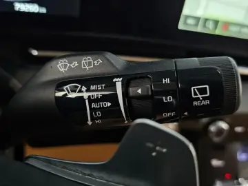 2023 Kia Carnival с пробегом 79 260 км