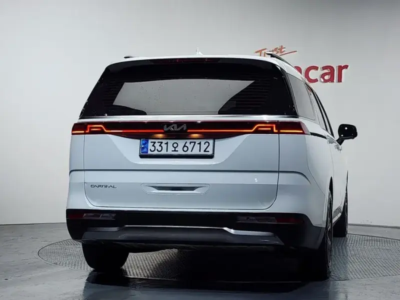 2022 Kia Carnival с пробегом 69 664 км