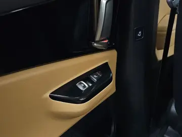 2023 Kia Carnival с пробегом 79 260 км