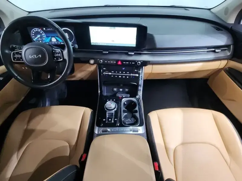 2022 Kia Carnival с пробегом 69 664 км