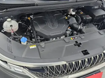 2023 Kia Carnival с пробегом 60 820 км