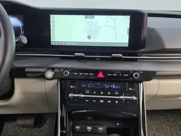 2023 Kia Carnival с пробегом 60 820 км