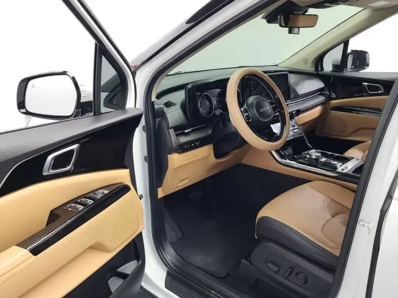 2021 Kia Carnival с пробегом 95 536 км
