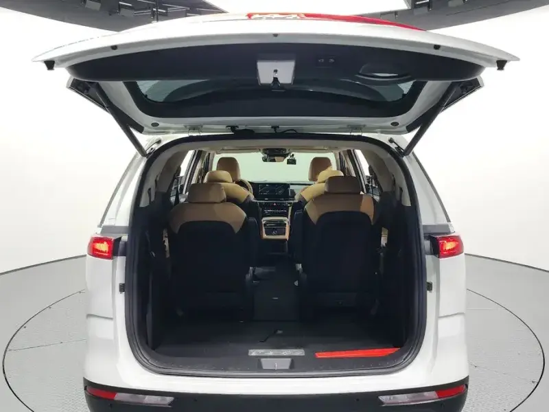 2021 Kia Carnival с пробегом 95 536 км