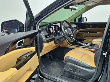2021 Kia Carnival с пробегом 103 900 км