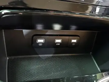 2021 Kia Carnival с пробегом 103 900 км