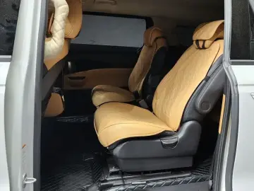 2023 Kia Carnival с пробегом 44 984 км