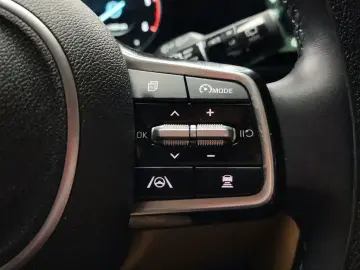 2023 Kia Carnival с пробегом 44 984 км