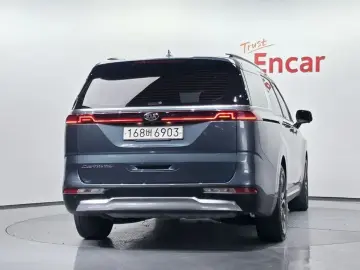 2021 Kia Carnival с пробегом 76 687 км