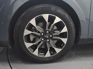 2021 Kia Carnival с пробегом 76 687 км