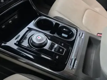 2021 Kia Carnival с пробегом 76 687 км
