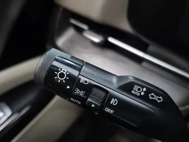 2021 Kia Carnival с пробегом 76 687 км