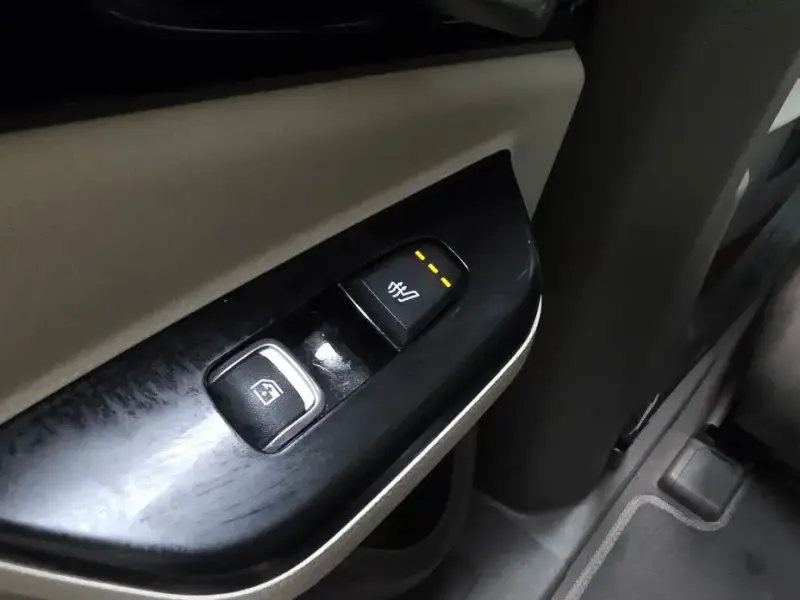2021 Kia Carnival с пробегом 76 687 км