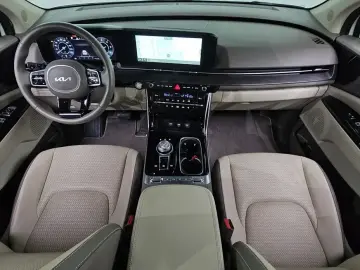 2023 Kia Carnival с пробегом 41 177 км