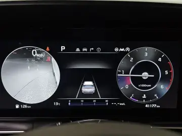 2023 Kia Carnival с пробегом 41 177 км