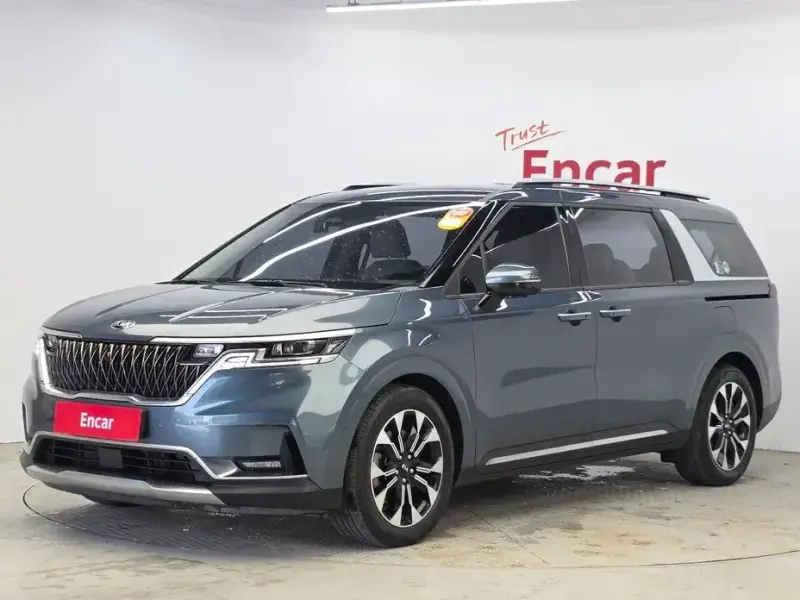 2021 Kia Carnival с пробегом 52 740 км