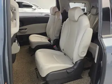 2021 Kia Carnival с пробегом 52 740 км