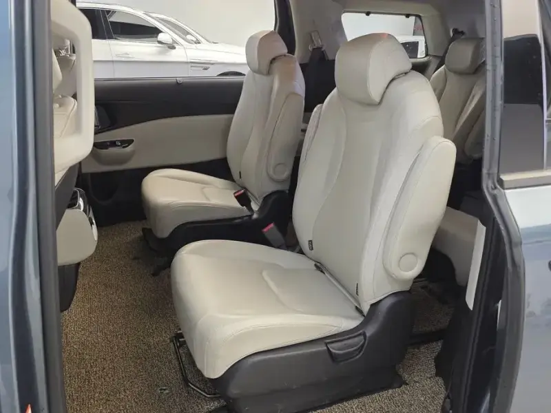 2021 Kia Carnival с пробегом 52 740 км
