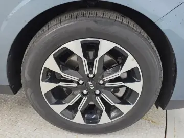2021 Kia Carnival с пробегом 52 740 км