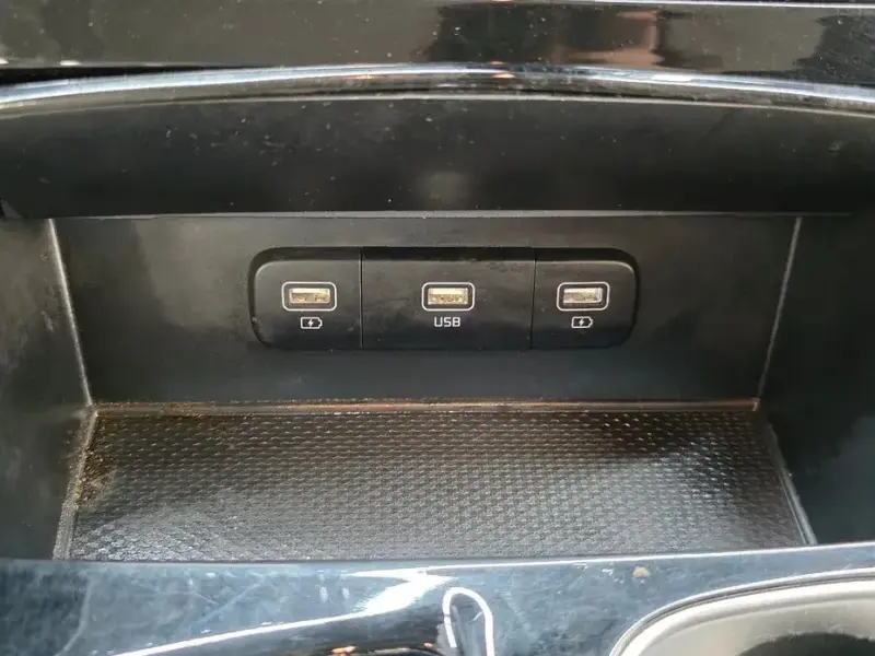 2021 Kia Carnival с пробегом 52 740 км