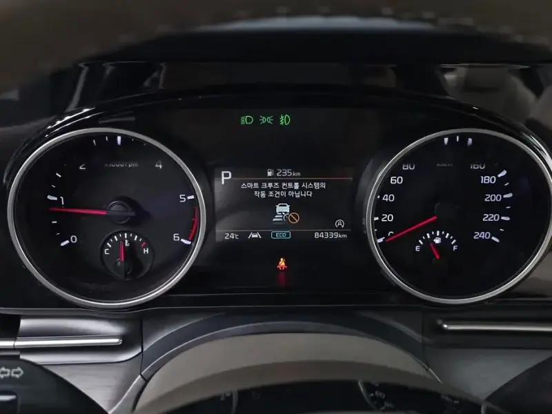 2021 Kia Carnival с пробегом 84 339 км