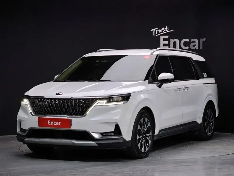 2021 Kia Carnival с пробегом 123 477 км