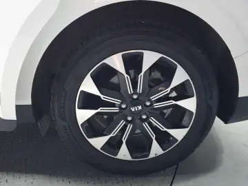 2021 Kia Carnival с пробегом 123 477 км