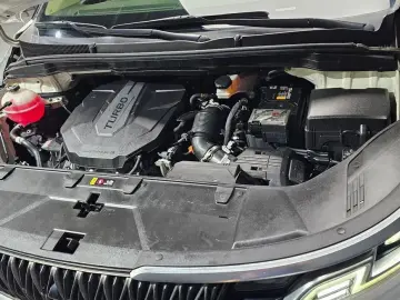 2021 Kia Carnival с пробегом 123 477 км