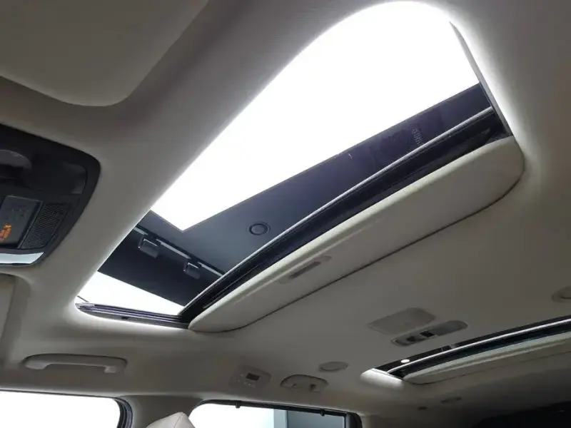 2021 Kia Carnival с пробегом 84 339 км