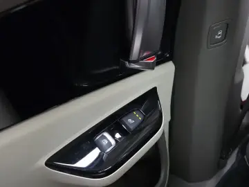 2021 Kia Carnival с пробегом 84 339 км