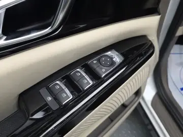 2021 Kia Carnival с пробегом 84 339 км