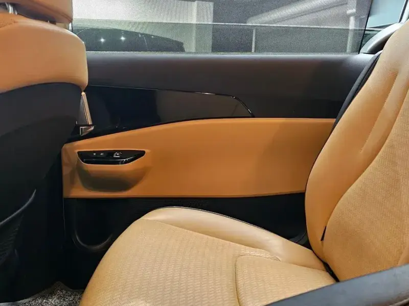2021 Kia Carnival с пробегом 123 477 км
