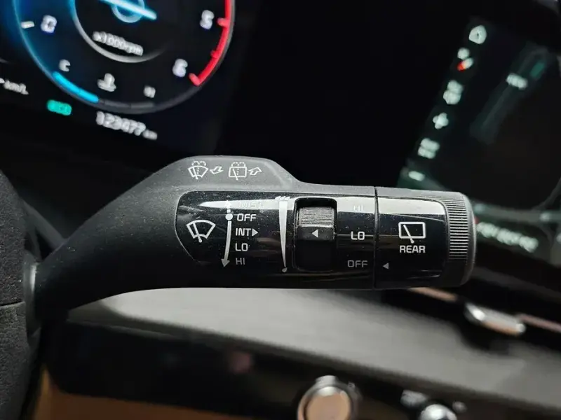 2021 Kia Carnival с пробегом 123 477 км