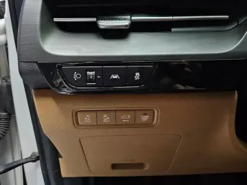 2021 Kia Carnival с пробегом 123 477 км
